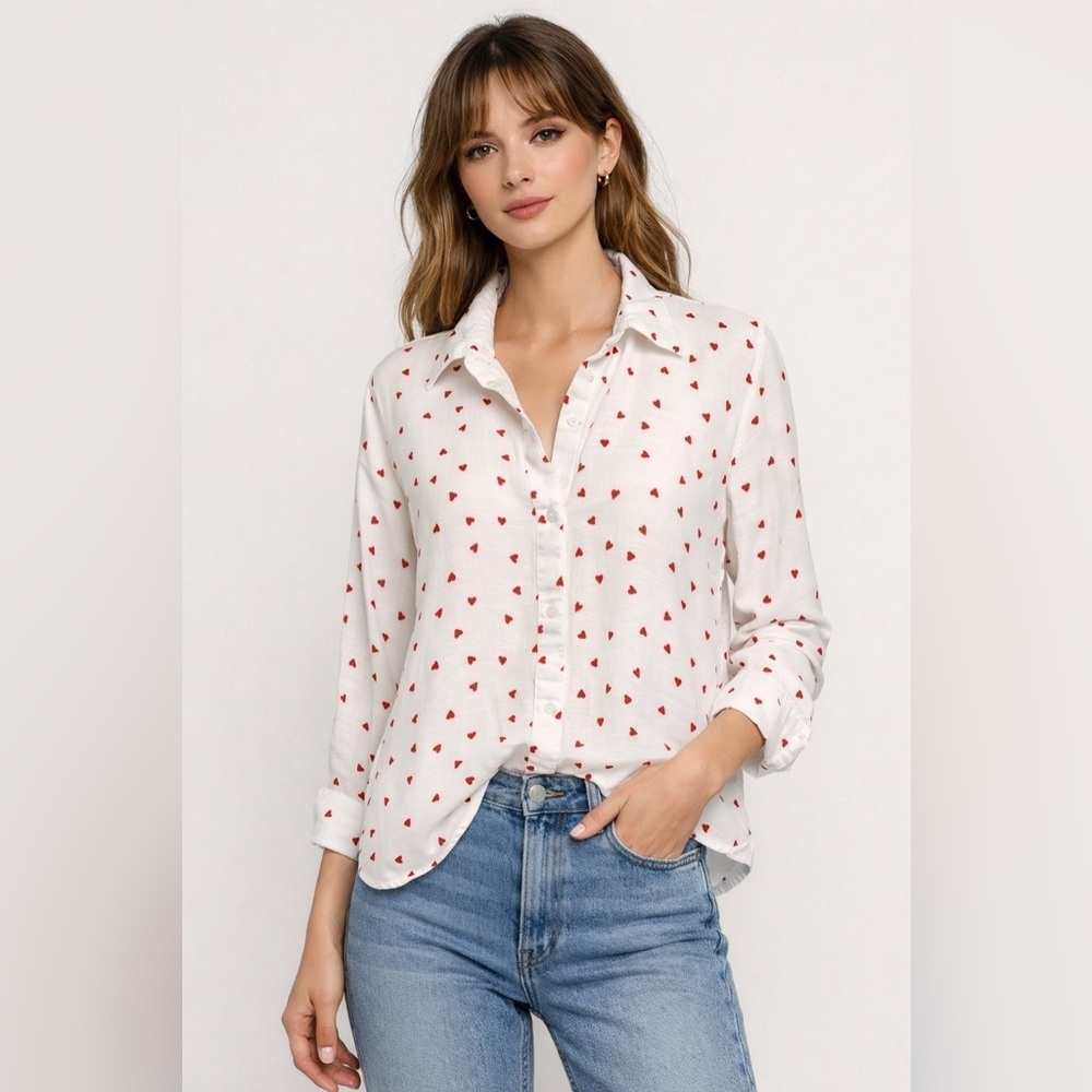 Lucky NWOT White and Red Heart Print Women's button up - small